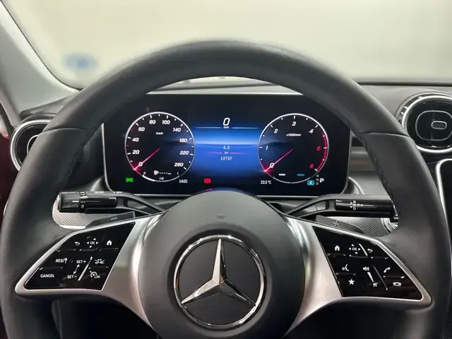 Mercedes-Benz C 220