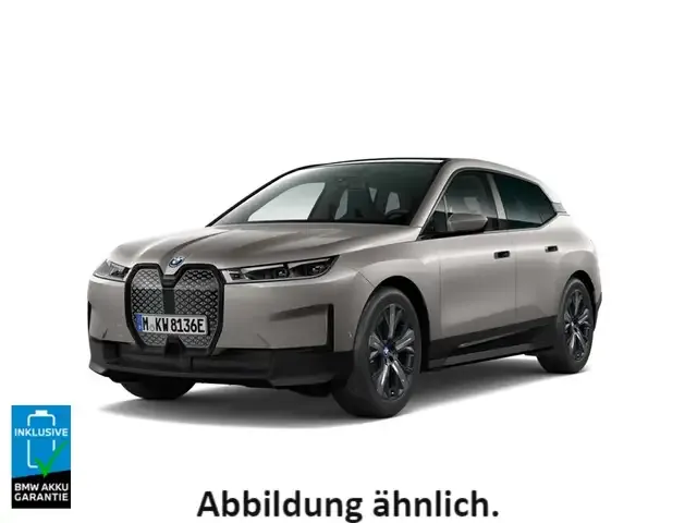BMW iX
