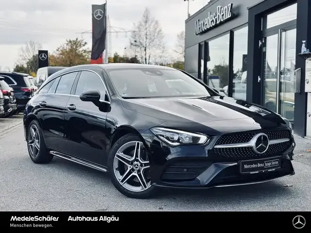Mercedes-Benz CLA 220