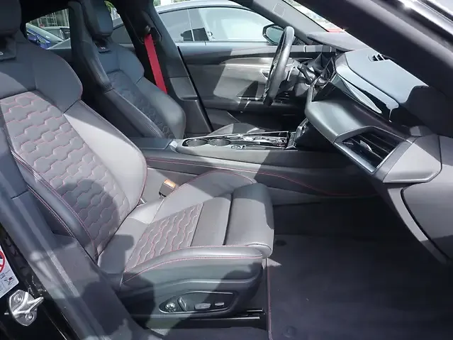 Audi RS e-tron GT