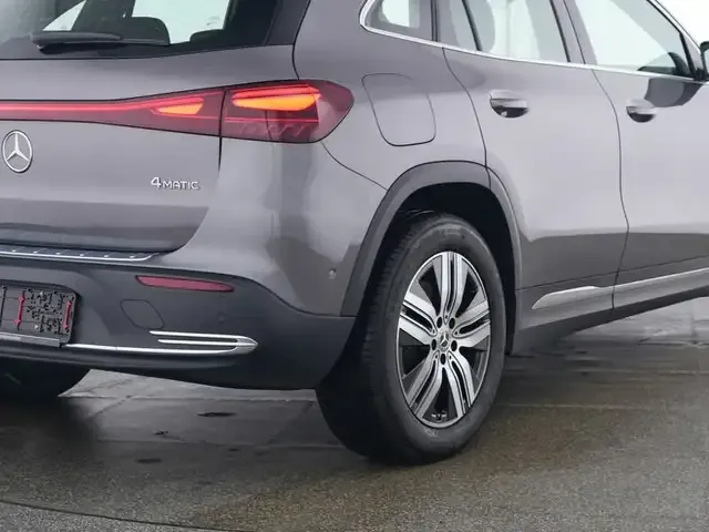 Mercedes-Benz EQA 300