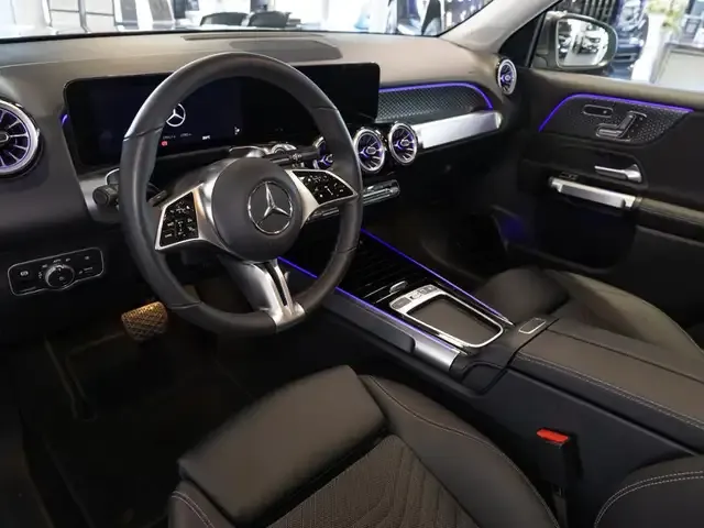 Mercedes-Benz EQB 300