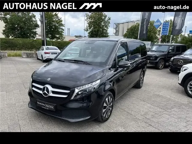 Mercedes-Benz V 250