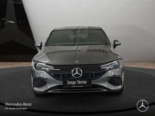 Mercedes-Benz EQE 350