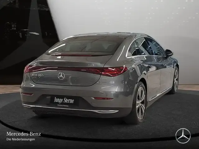 Mercedes-Benz EQE 350