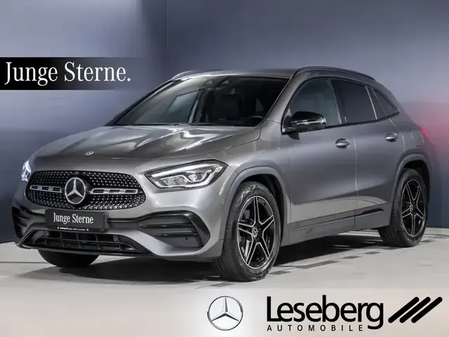 Mercedes-Benz GLA 200