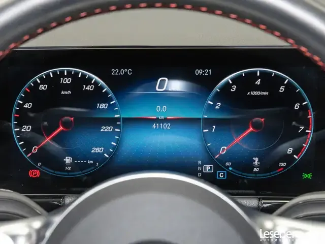 Mercedes-Benz GLA 200