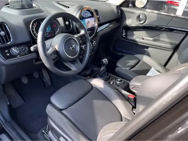 MINI One Countryman