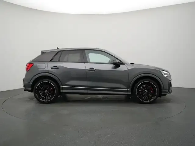 Audi SQ2