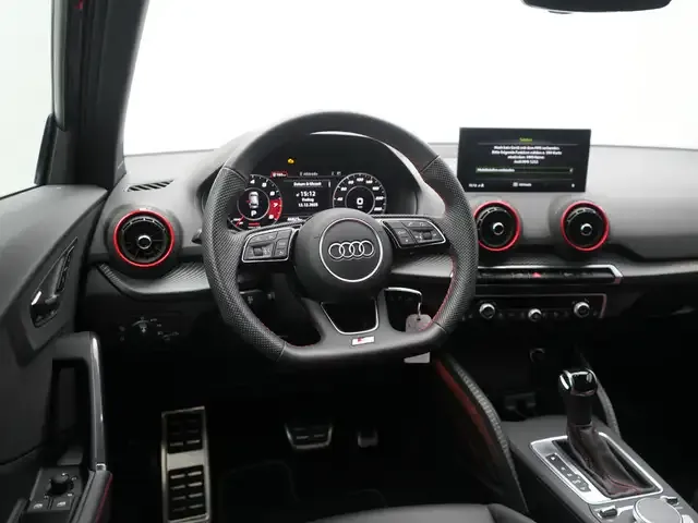 Audi SQ2