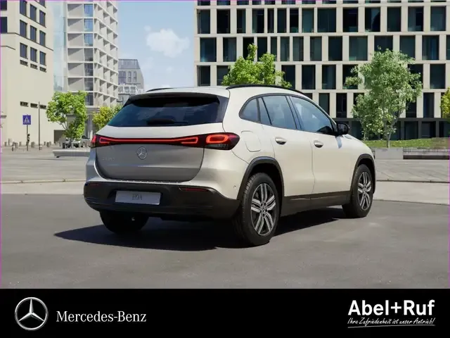 Mercedes-Benz EQA 250