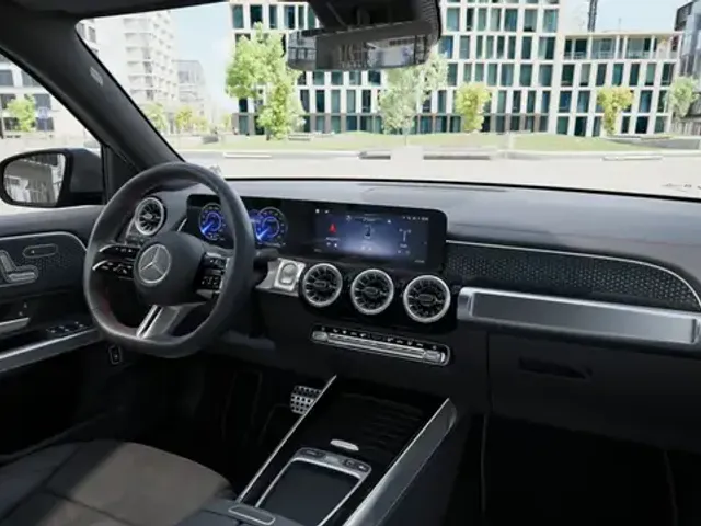 Mercedes-Benz EQB 300