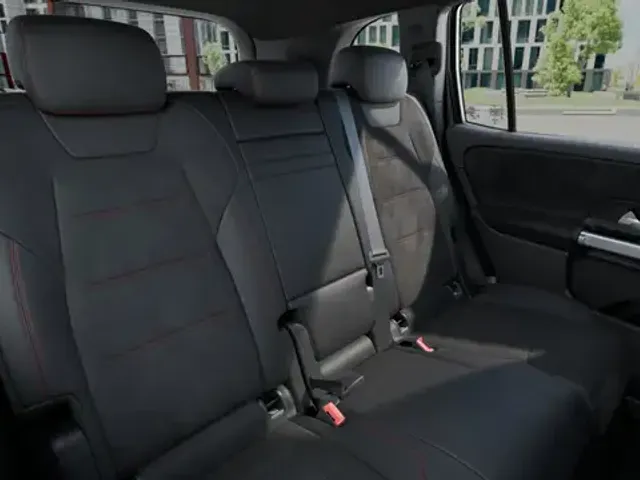 Mercedes-Benz EQB 300