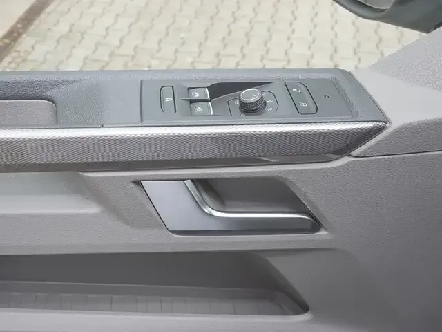Volkswagen T6.1 California