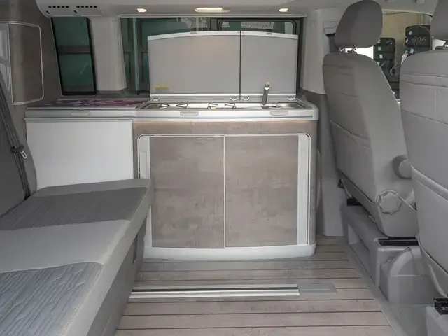 Volkswagen T6.1 California