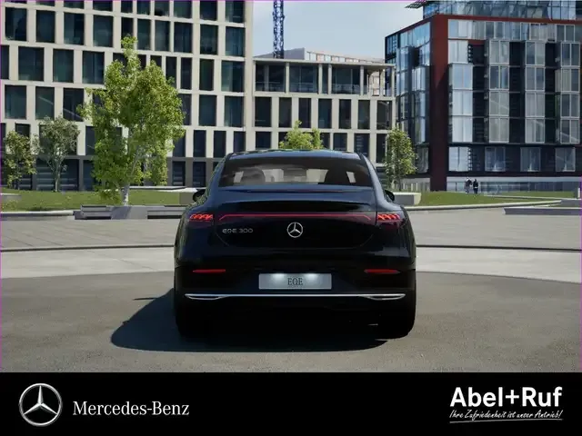 Mercedes-Benz EQE 350