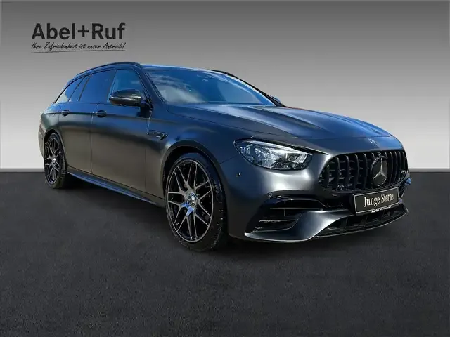 Mercedes-Benz E 63 AMG