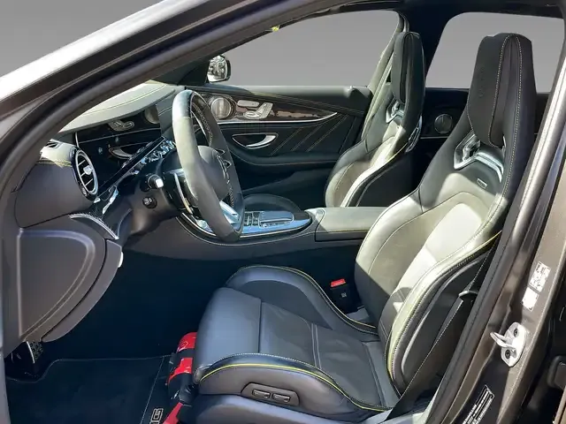 Mercedes-Benz E 63 AMG