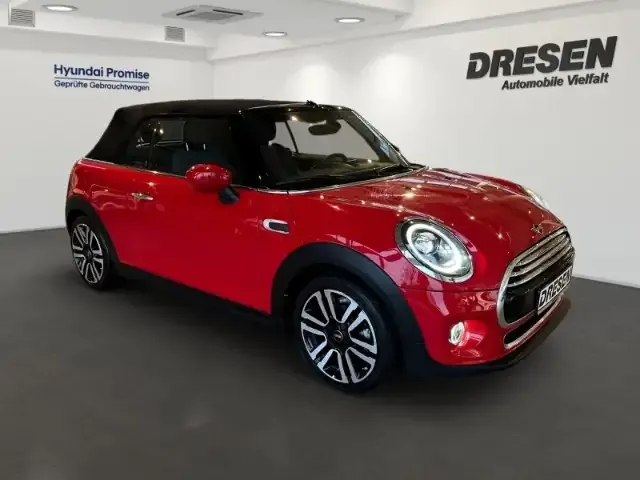 MINI Cooper Cabrio