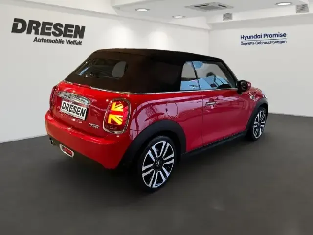 MINI Cooper Cabrio