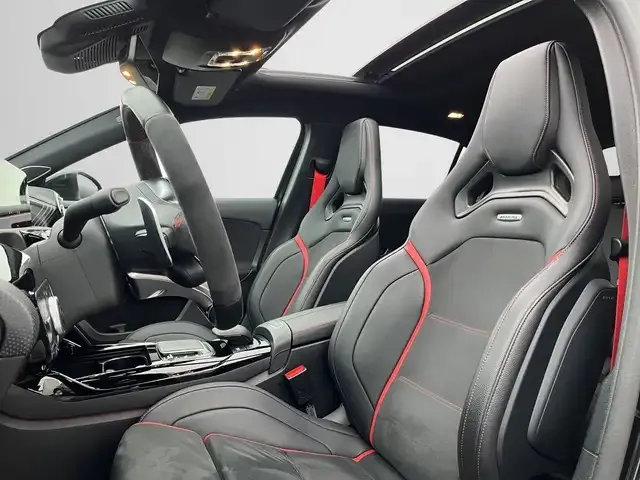 Mercedes-Benz A 45 AMG