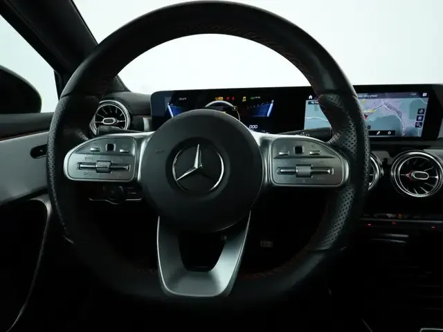Mercedes-Benz A 35 AMG