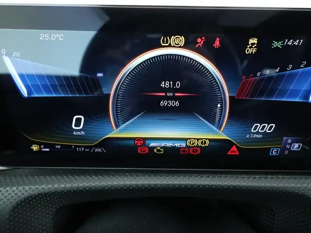 Mercedes-Benz A 35 AMG