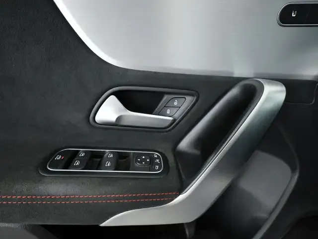 Mercedes-Benz A 35 AMG