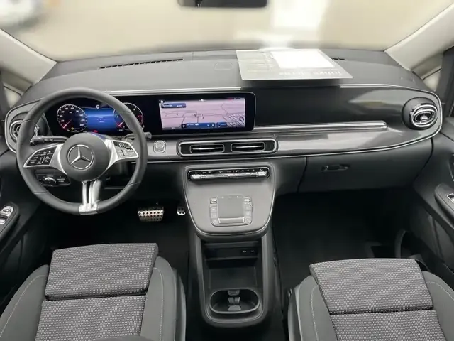Mercedes-Benz V 250