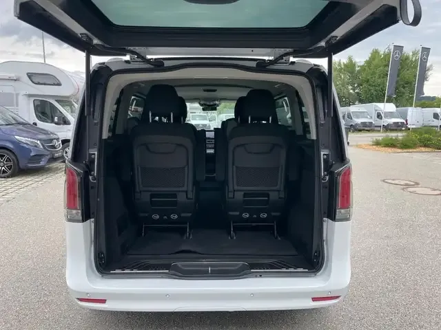 Mercedes-Benz V 250