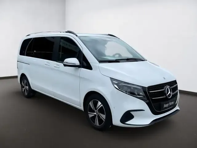 Mercedes-Benz V 250