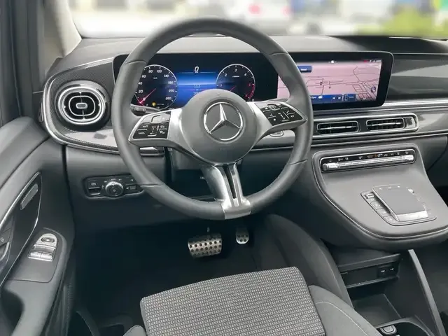 Mercedes-Benz V 250