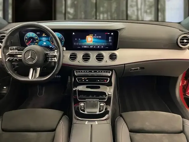 Mercedes-Benz E 300