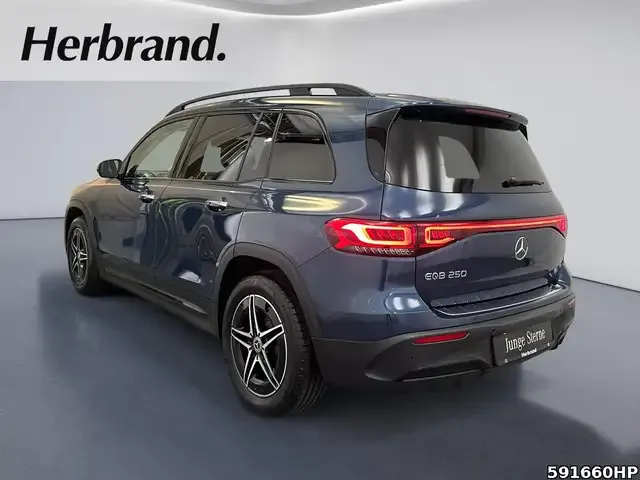 Mercedes-Benz EQB 250