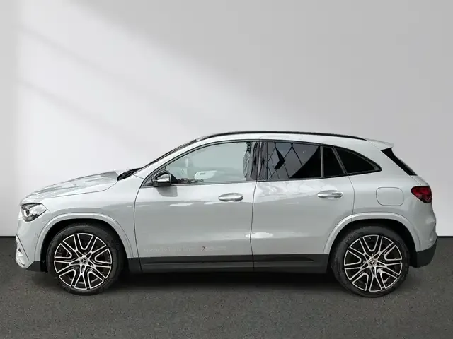 Mercedes-Benz GLA 180