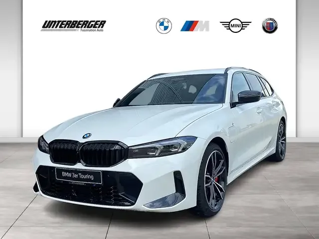 BMW 330