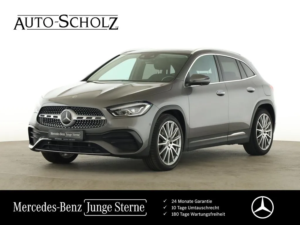 Mercedes-Benz GLA 200