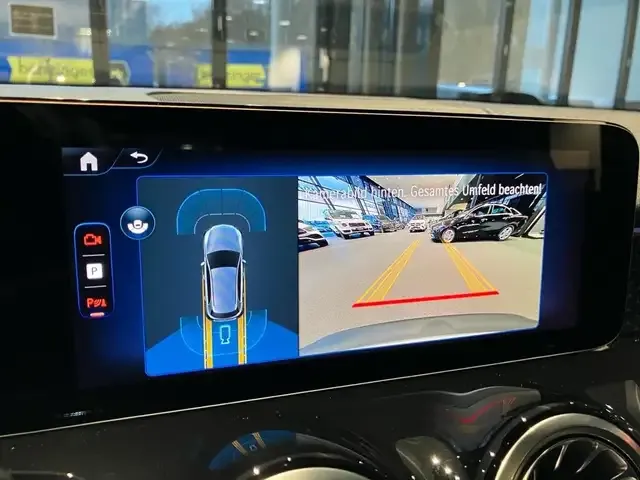 Mercedes-Benz EQB 350