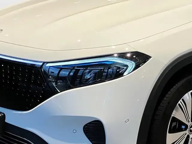 Mercedes-Benz EQB 350