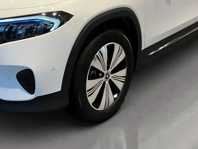 Mercedes-Benz EQB 350