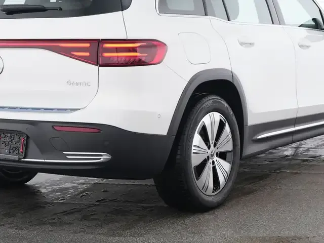 Mercedes-Benz EQB 350