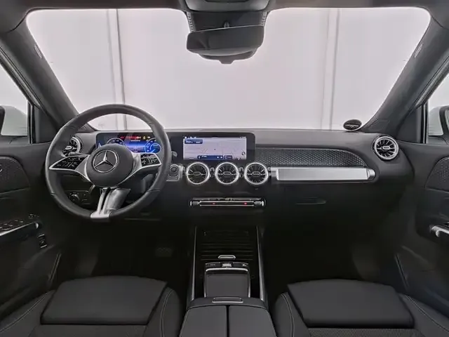 Mercedes-Benz EQB 350