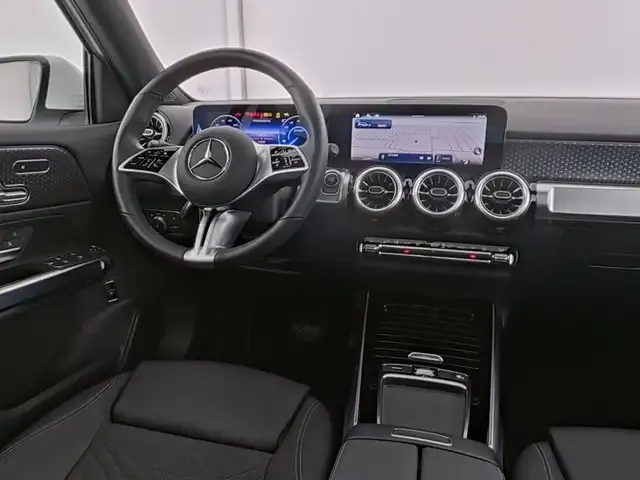 Mercedes-Benz EQB 350