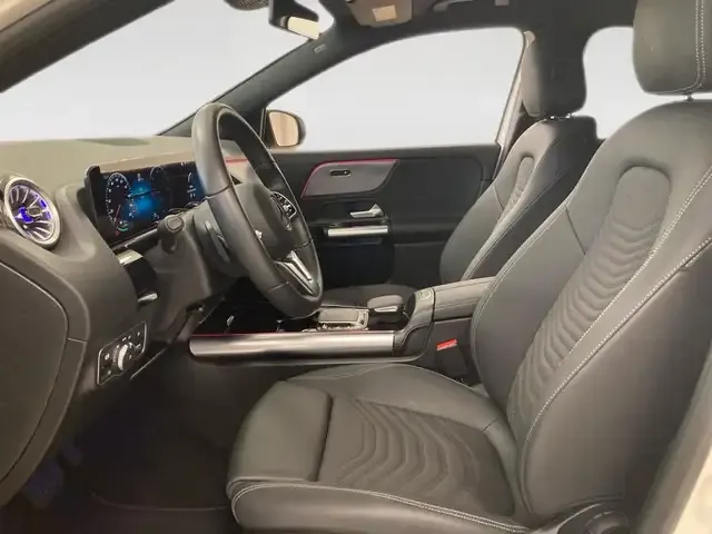 Mercedes-Benz EQA 300