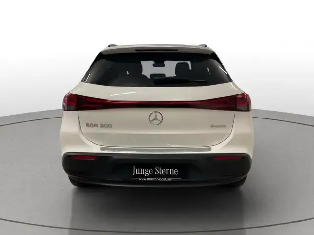 Mercedes-Benz EQA 300