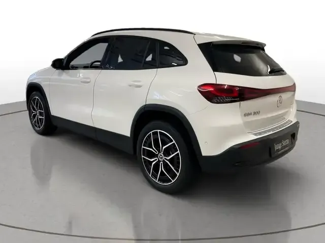 Mercedes-Benz EQA 300
