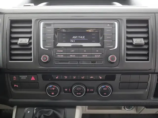 Volkswagen T6 Caravelle