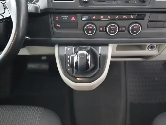 Volkswagen T6 Caravelle