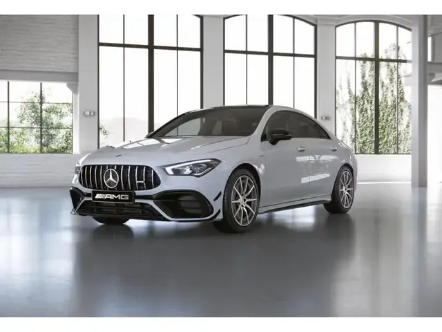 Mercedes-Benz CLA 45 AMG