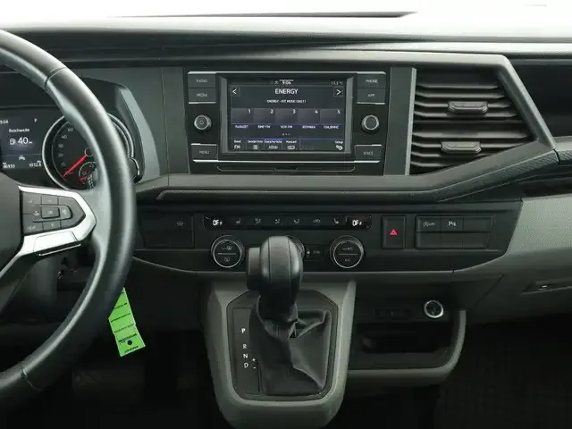 Volkswagen T6.1 Caravelle